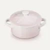 Le Creuset Mini Braad-/Stoofpan Bloem 10 Cm - Shell Pink - 250 Ml - Aardewerk -meubels winkel product 1013111