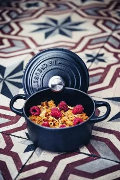 Le Creuset Braad En Stoofpan Rond - 18CMGietijzer - 1,80L - Zwart -meubels winkel product 252699