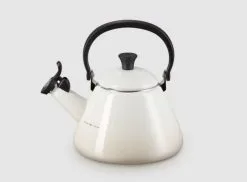 Le Creuset Fluitketel Kone 1.6 L Aardewerk - Meringue