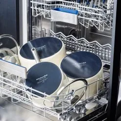 KitchenAid Kookpot Steel Core 20cm Ecru -meubels winkel product 892769