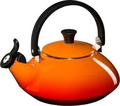 Le Creuset Fluitketel 1.5 L Zen Oranjerood - Aardewerk