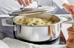 Demeyere Industry 5 Lage Kookpot 2.8 L 24 Cm - Met Dubbelwandig Deksel -meubels winkel product 977855