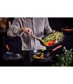 Beka Wokpan Mandala 24 Cm Gietijzer/Acaciahout - Alle Vuren -meubels winkel product 985827